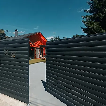 Moon Wood Apartment Maklar Exterior photo