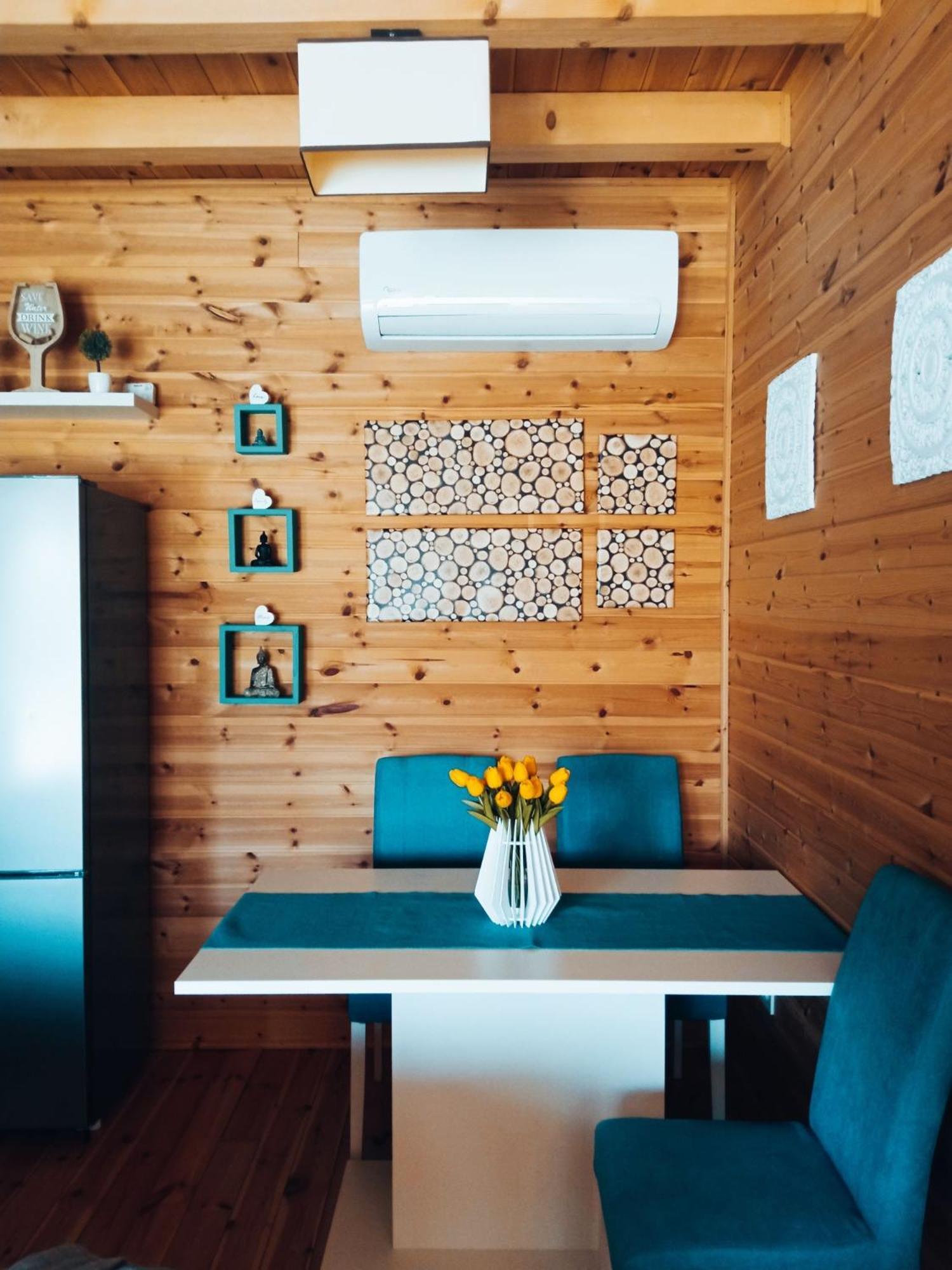 Apartment Moon Wood *
